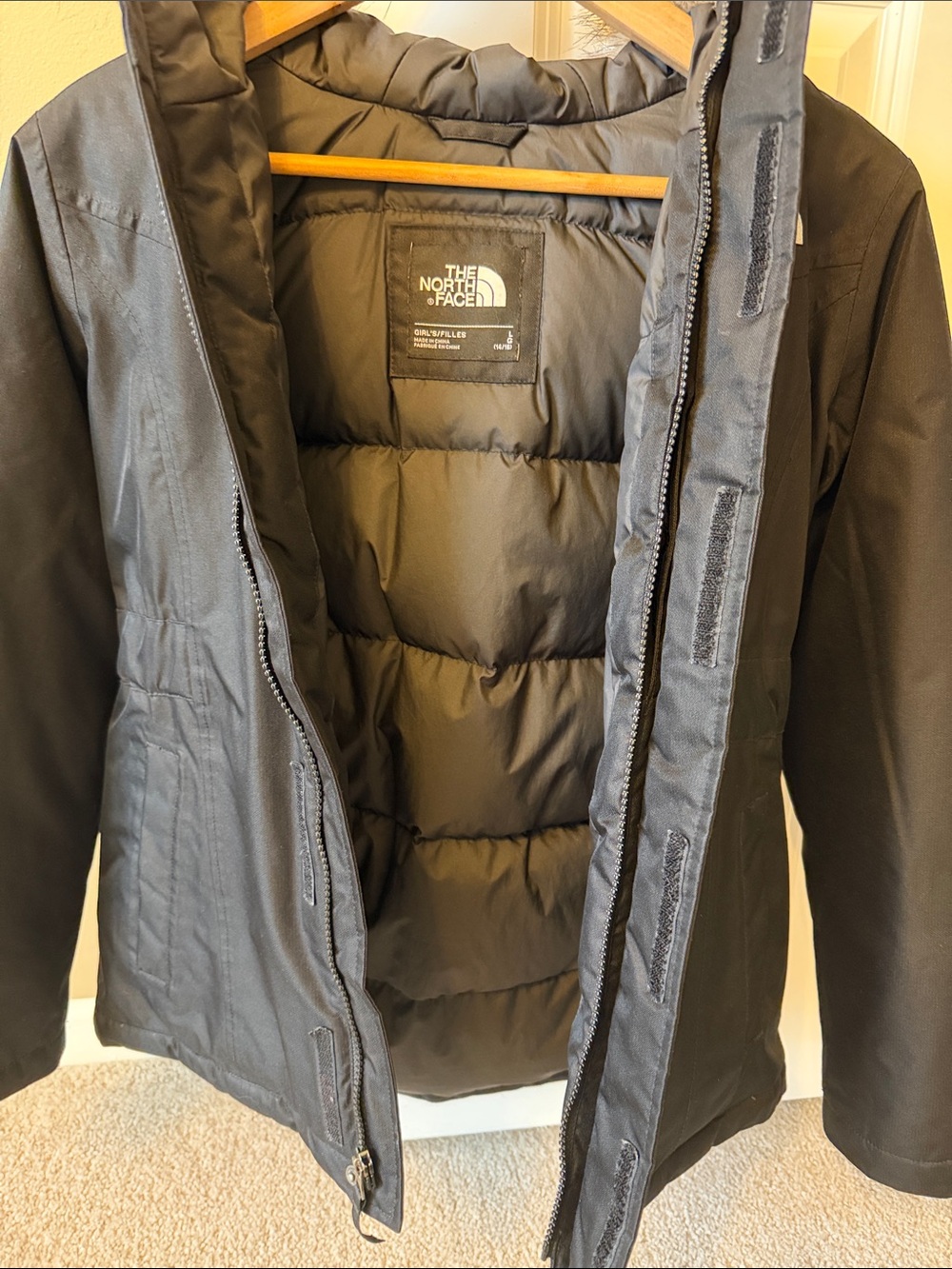 The North Face Black Women's Hooded Parka with Faux Fur Trim - Picture 3 of 3